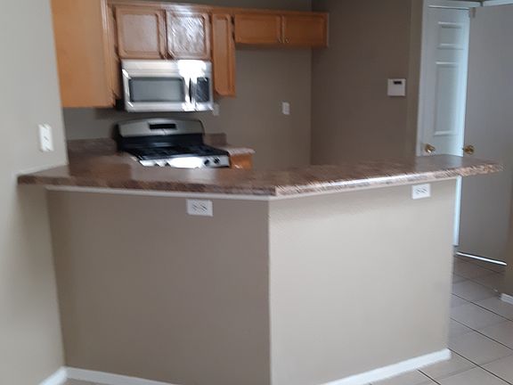 3rd image of 2025 Lyman Dutton Cir