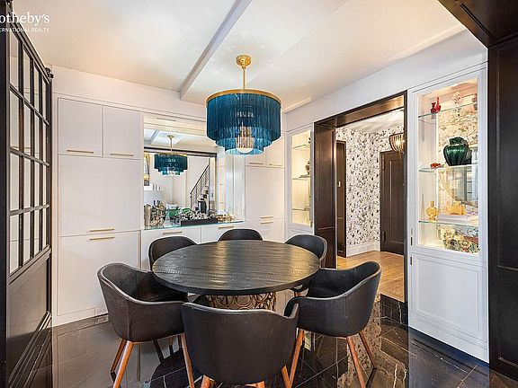 5th image of 340 W 57th St APT 14D