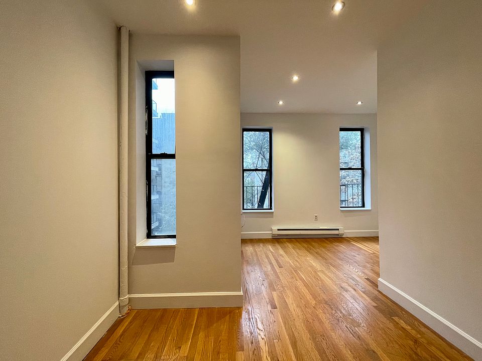 2nd image of 302 W 114th St APT 2B
