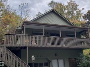 274 River Edge Ct, Kingsport, TN 37660
