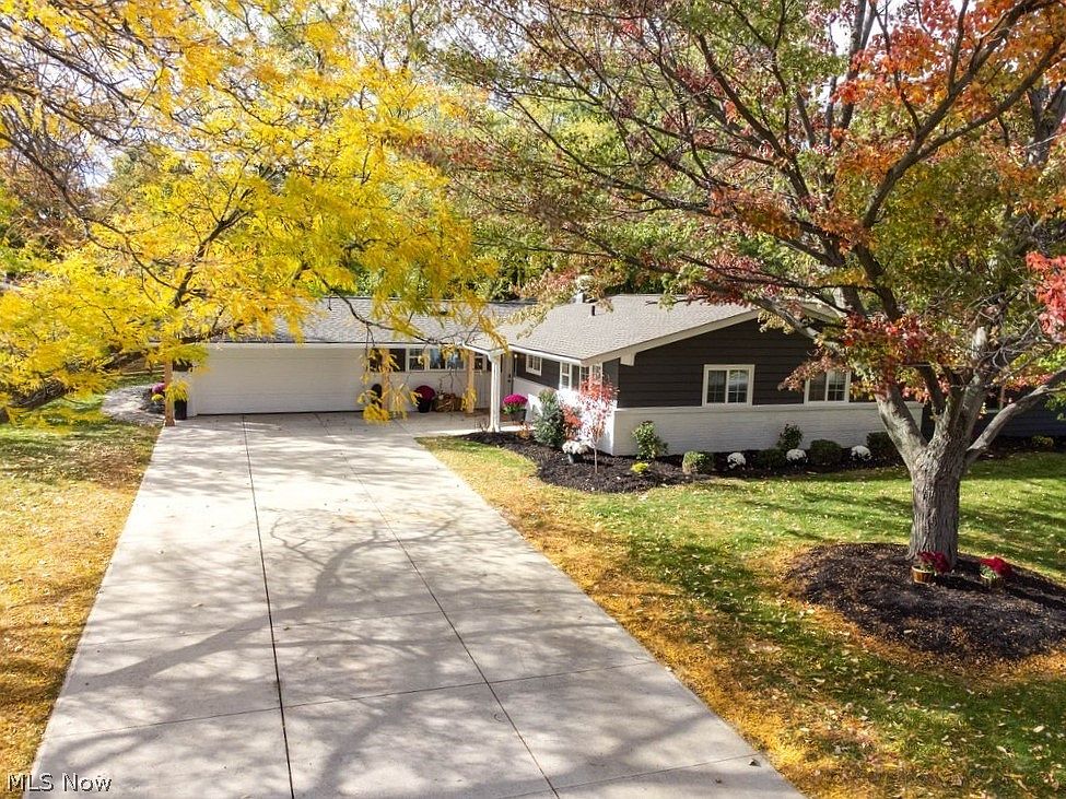 2690 Devon Hill Rd, Rocky River, OH 44116 Zillow