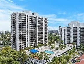 3600 Yacht Club Dr #1001 — Photo 22