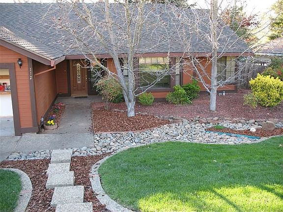 2nd image of 112 Willow Creek Dr