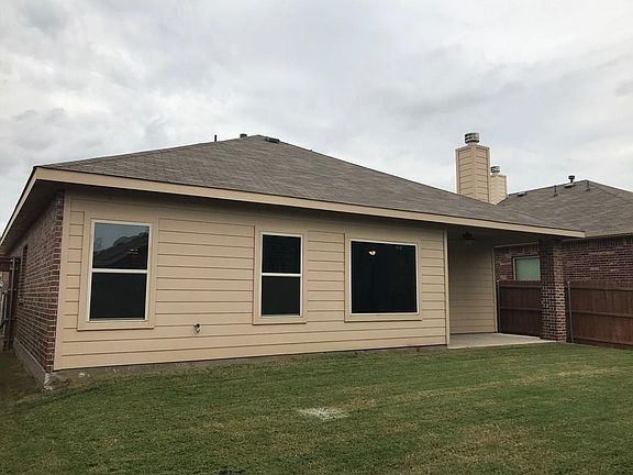 4th image of 4609 Green River Dr