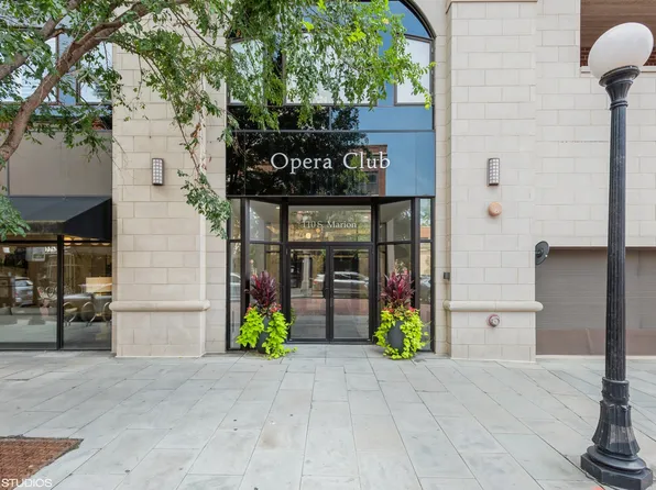 110 S Marion St Unit 304, Oak Park, IL 60302
