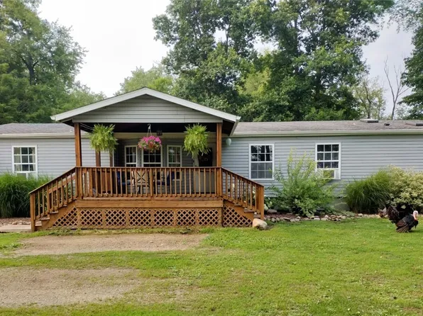 10022 Old State Line Rd, Wattsburg, PA 16442