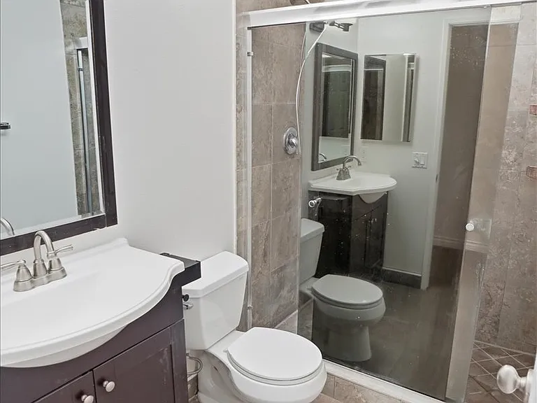 24124 Mentry Dr — Photo 9