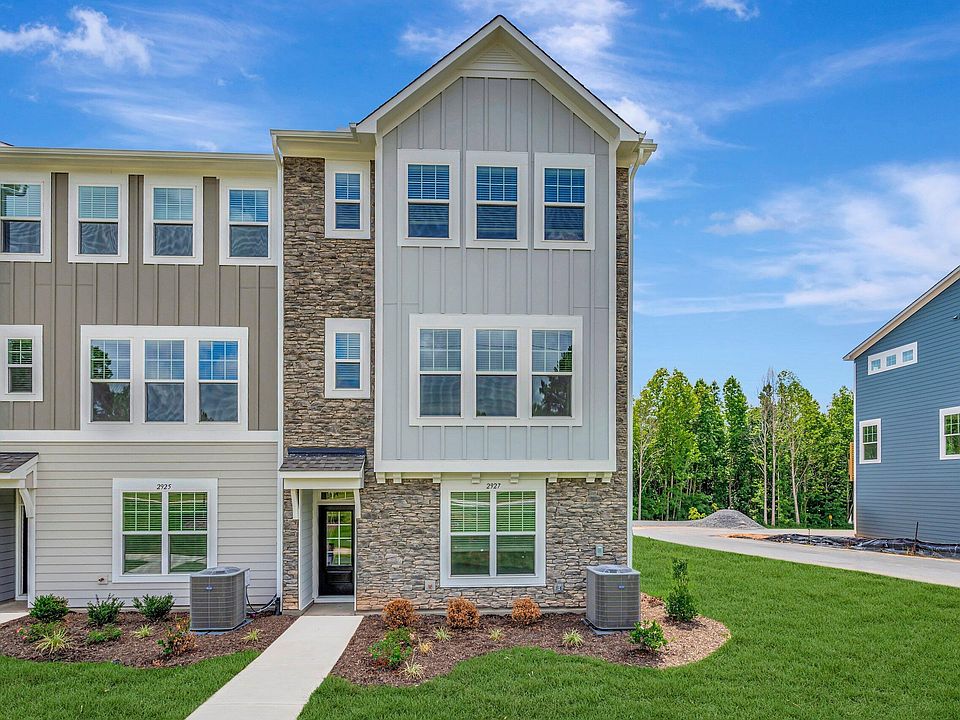 1st image of 2927 Richardson Rd #481