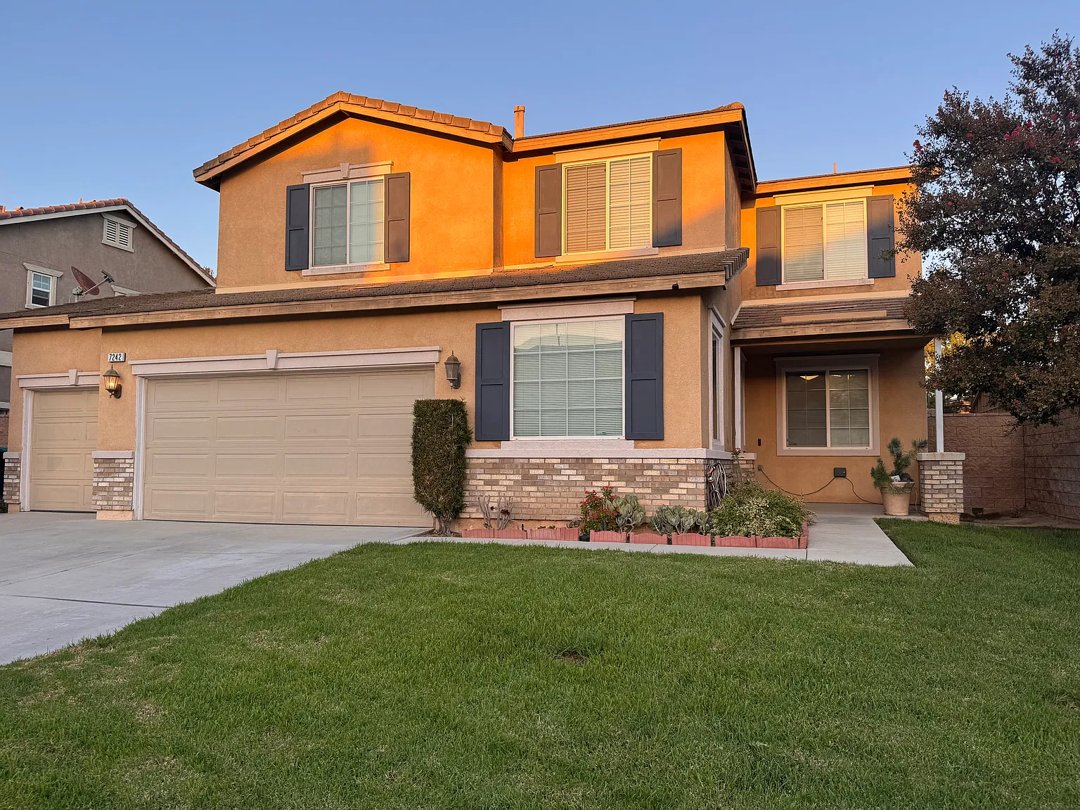 4 bed, 3114 sqft, $3,850 — Photo 1