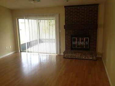 4th image of 1610 Crossridge Dr
