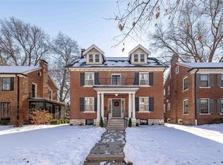 6822 Pershing Ave, Saint Louis, MO