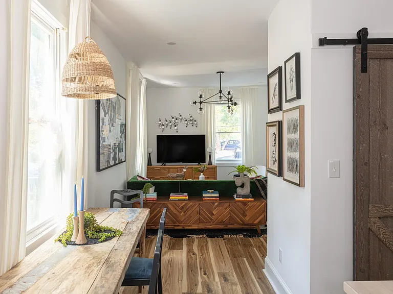 196 Reinhardt St SE #B — Photo 5