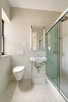 Rented by EXR | media 4