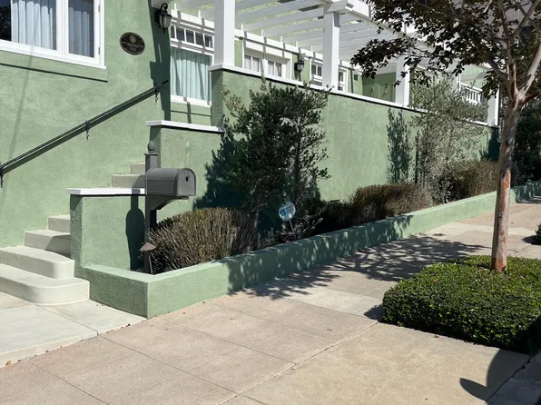 140 W Thorn St, San Diego, CA 92103