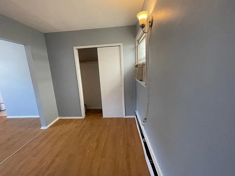 265 Prospect St — Photo 13