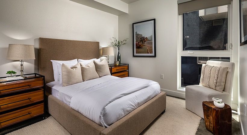 1st image of 555 N North Spring St #341