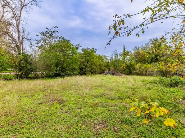 921 Linn St, Waco, TX 76704