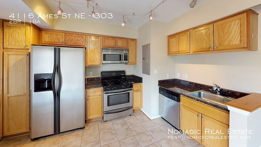 2 bed, 622 sqft, $1,750 — Photo 3