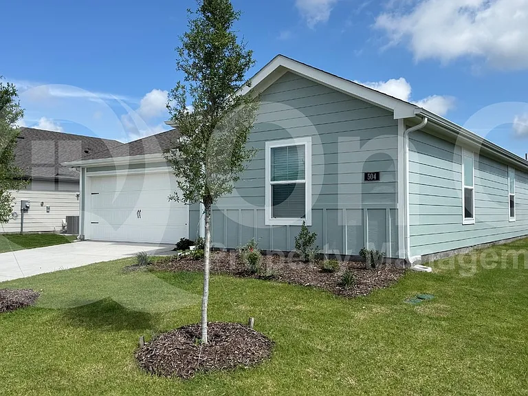 504 Saddle Blanket Dr — Photo 3