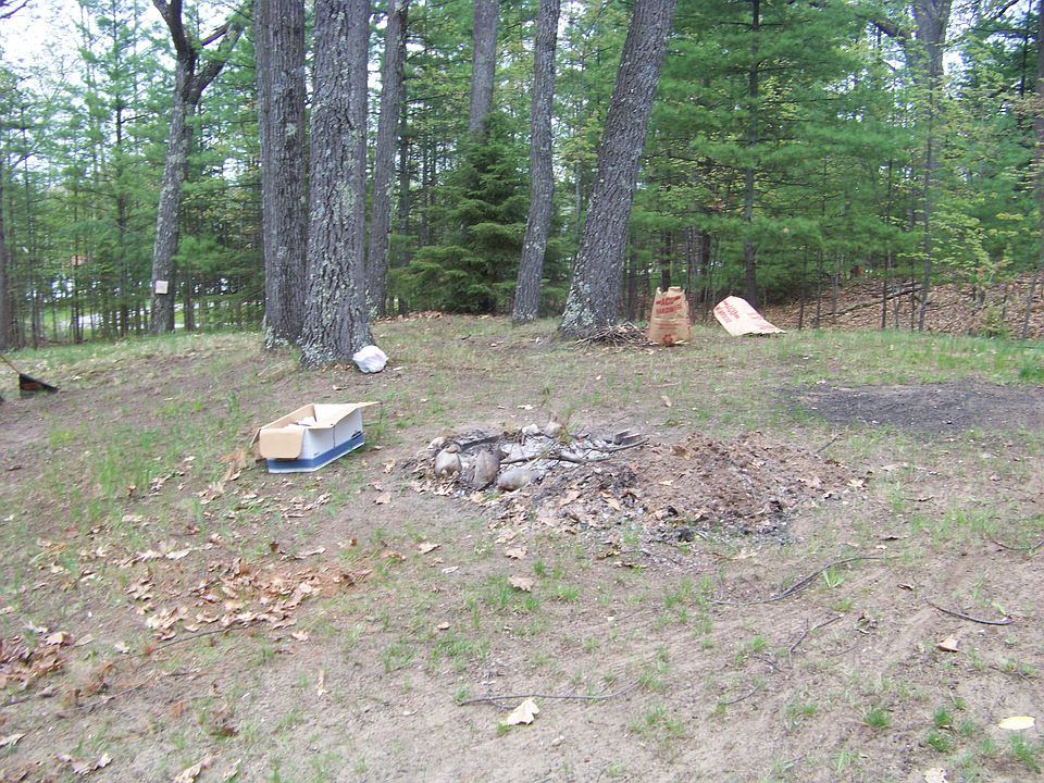 2nd image of 183 Lake Shore Dr