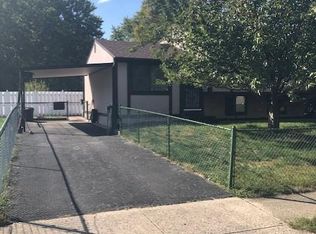 2377 Millerton St, Columbus, OH 43232