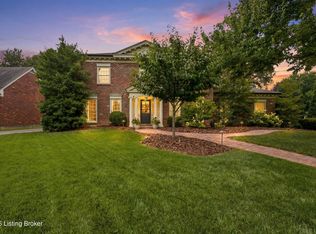 3004 Lime Kiln Ln, Glenview Hills, KY 40222