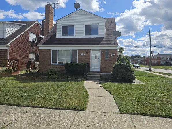 17780 Marquette St, Roseville, MI 48066