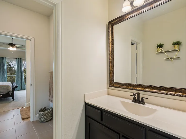 612 Ambergate Dr — Photo 30
