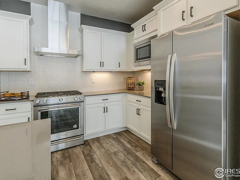 2814 Barnstormer St — Photo 10
