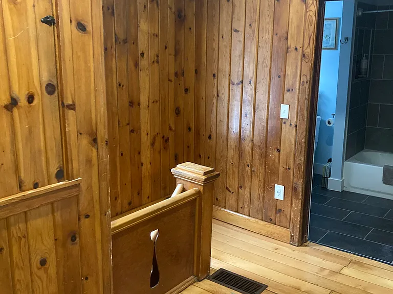 308 Waldo St — Photo 14