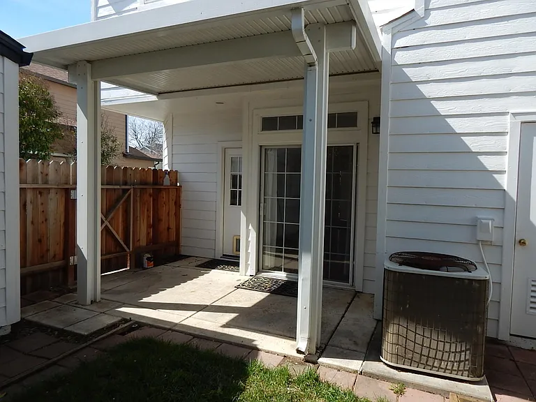 1200 Farragut Cir — Photo 19