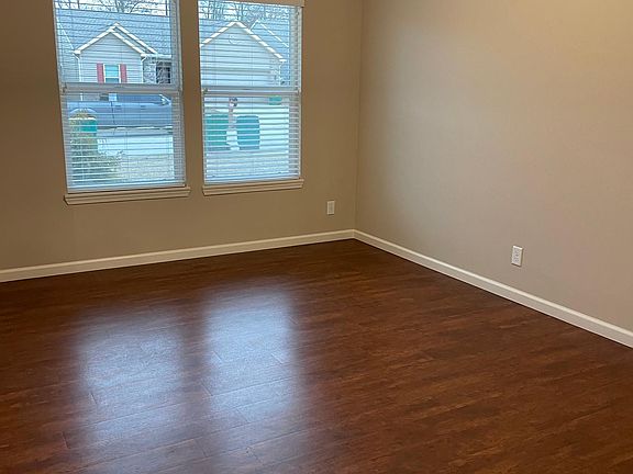 4th image of 3120 Jasmine Ct