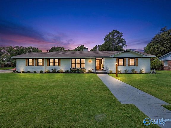2nd image of 2305 Pennylane SE