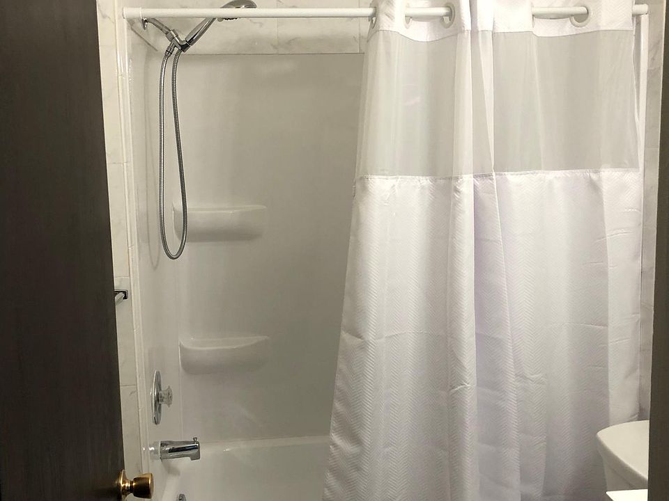 1st image of 318 S 9th St APT 2