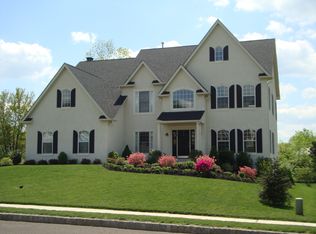 810 Princeton Dr, Warrington, PA 18976