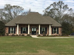 1832 Maple St, Des Moines, IA 50316