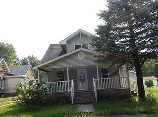 716 S Van Buren St, Litchfield, IL 62056