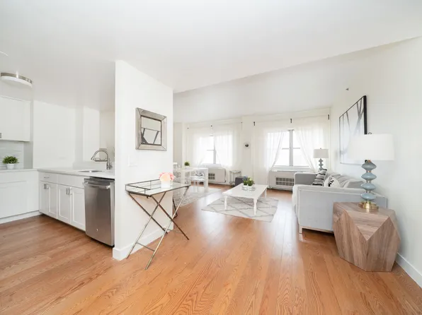 75-25 153rd St, Flushing, NY