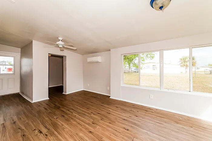 8522 Dorothy Ave — Photo 6