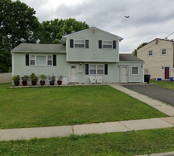 1st image of 3 Etheridge Dr