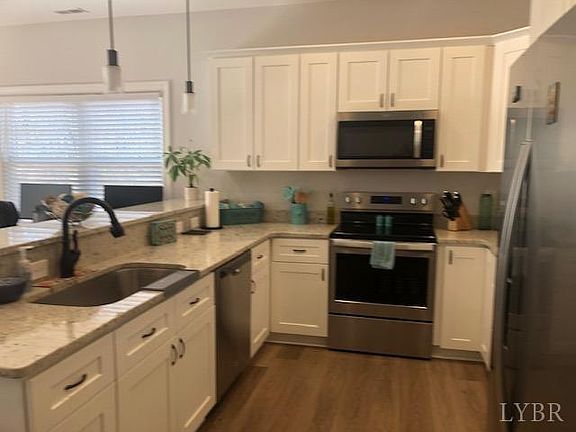 2nd image of 1316 Emerald View Ct