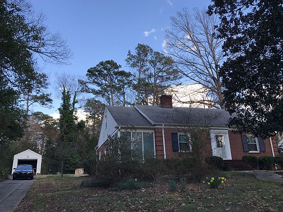 3rd image of 4824 Starmount Dr