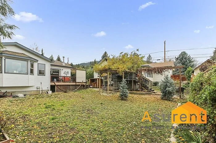 270 Morton St — Photo 20