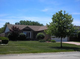 18182 Millstone Dr, Macomb, MI 48044