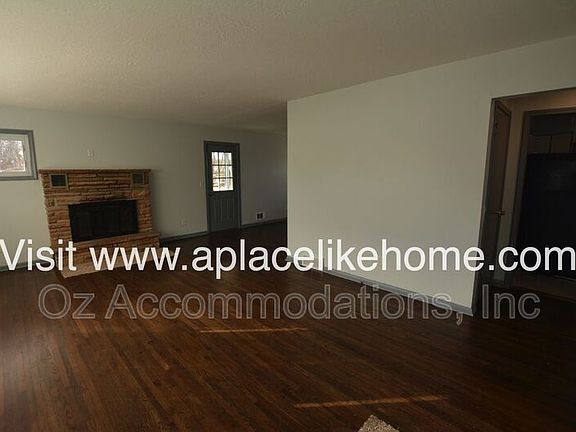 3rd image of 4340 W 51st St