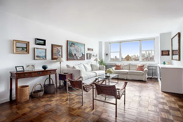 Sold by Compass | media 1