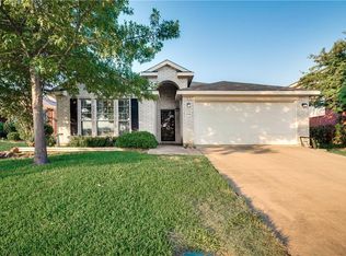 2018 Rushing Creek Dr, Heartland, TX 75126