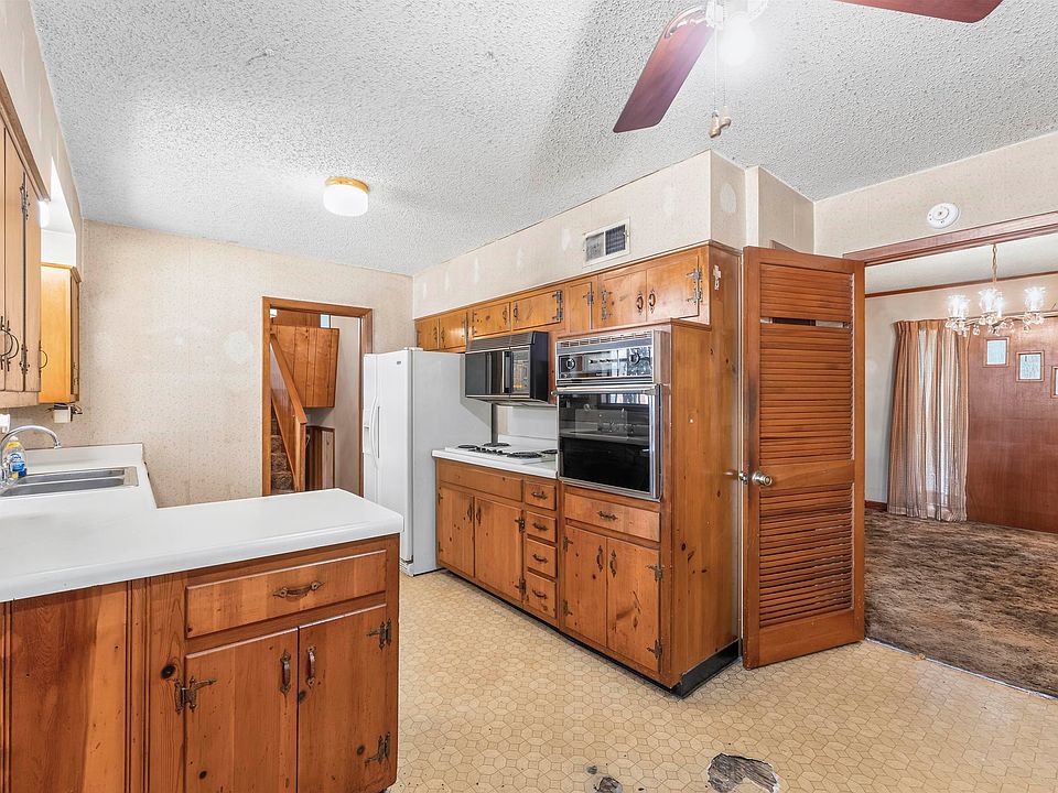 7th image of 2563 Capewood Dr