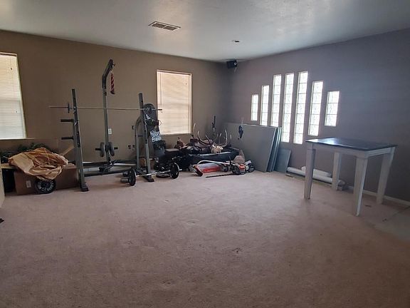 5th image of 2 Lizzie Ln