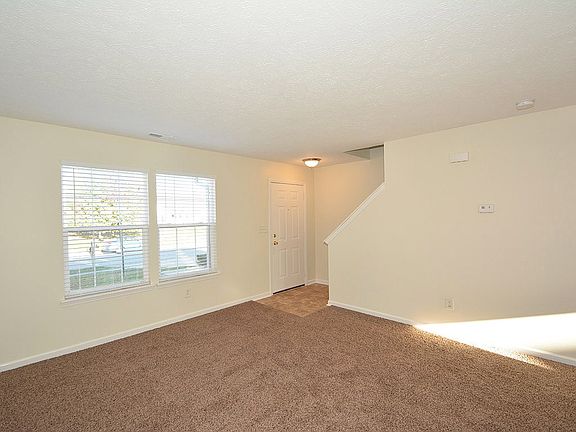 003_Living Room_11142015